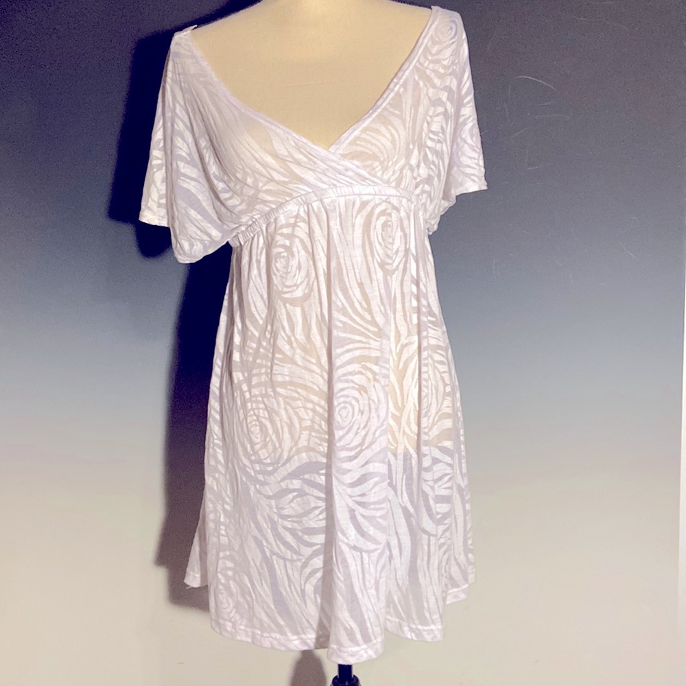 Cover Me See Thru Rose Print Top size L